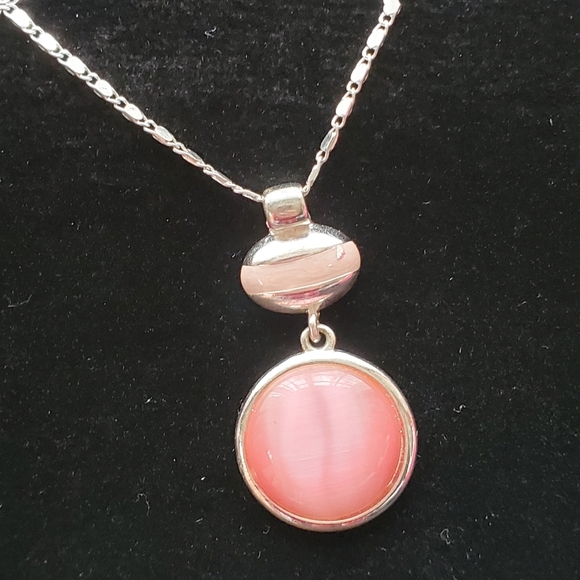 KC Jewelry - Vintage Rose Quartz  Silver Plater Necklace